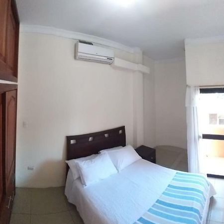 Hostal Duncan Puerto Ayora  Buitenkant foto