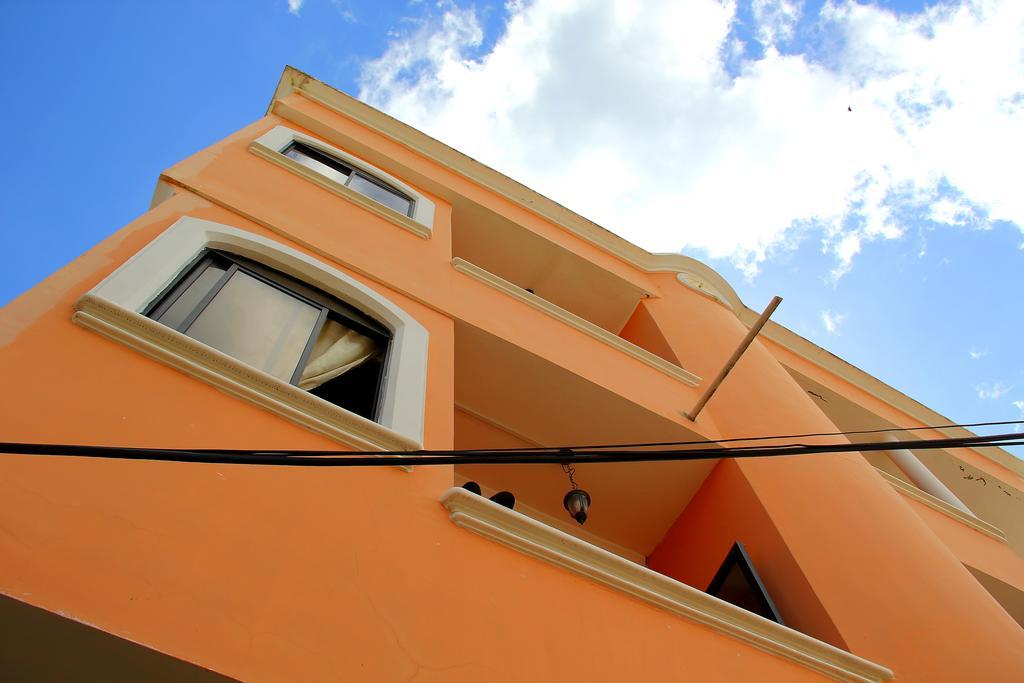 Hostal Duncan Puerto Ayora  Buitenkant foto