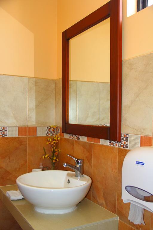 Hostal Duncan Puerto Ayora  Buitenkant foto