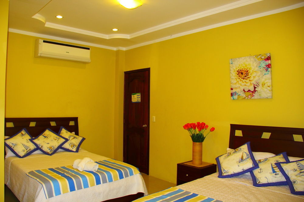 Hostal Duncan Puerto Ayora  Buitenkant foto